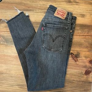 LEVI’S Wedgie Skinny